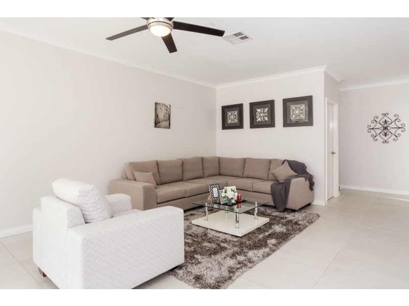 5 Ninghan Lookout, Beeliar WA 6164
