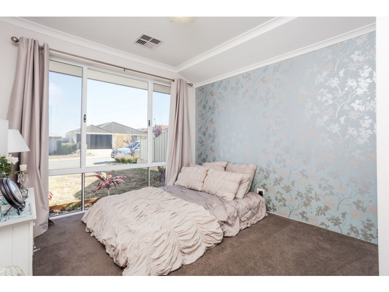 5 Ninghan Lookout, Beeliar WA 6164