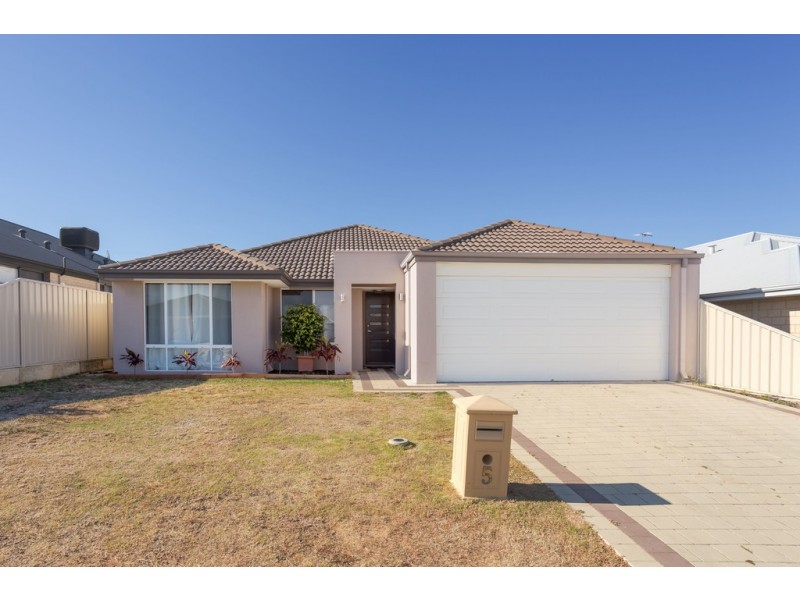 5 Ninghan Lookout, Beeliar WA 6164
