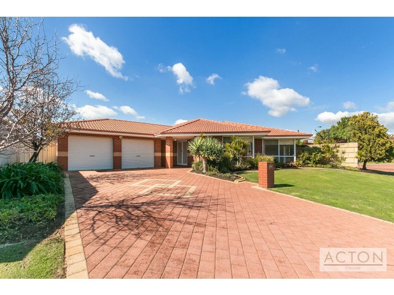 2 Picotee Mews, Coogee WA 6166