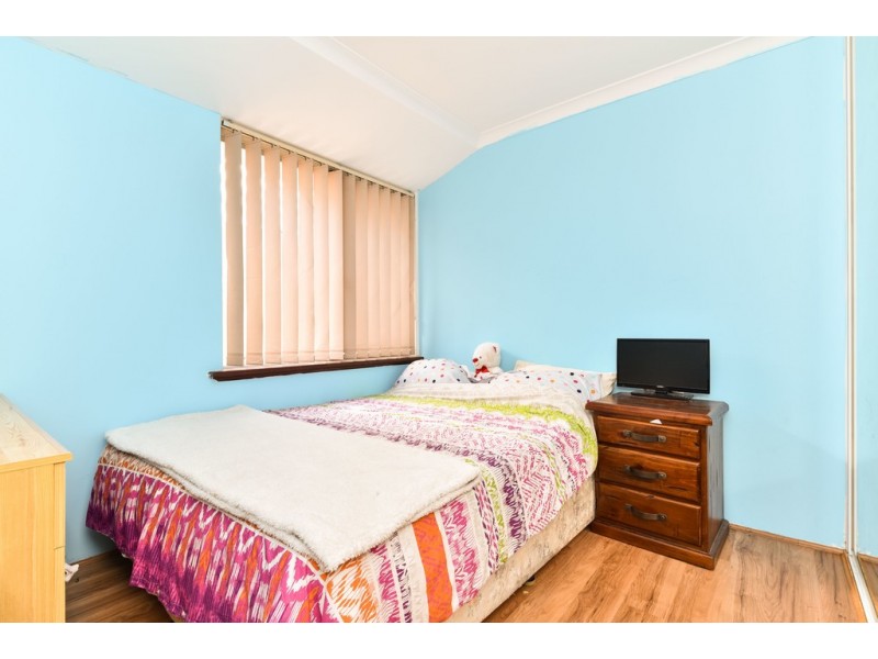 3 Peters Way, Bibra Lake WA 6163