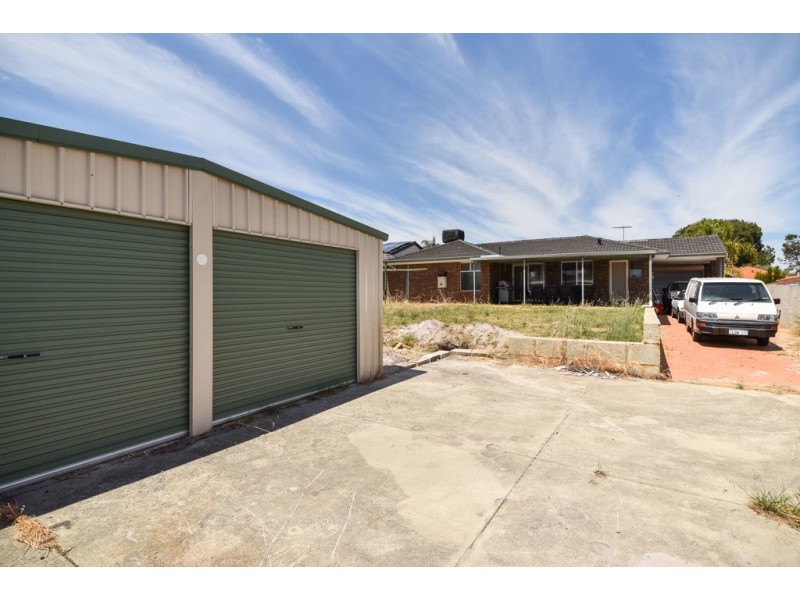 3 Peters Way, Bibra Lake WA 6163