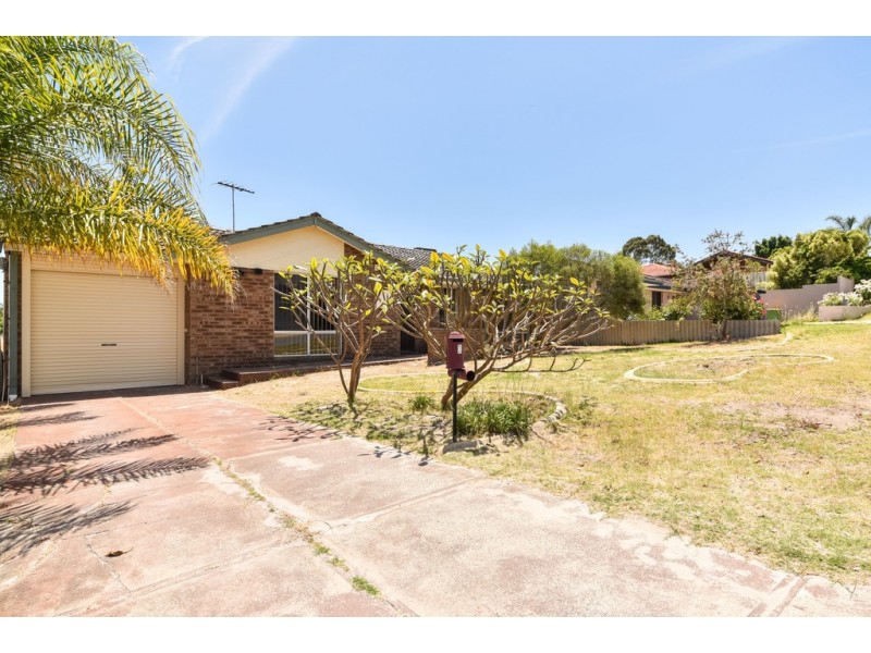 3 Peters Way, Bibra Lake WA 6163
