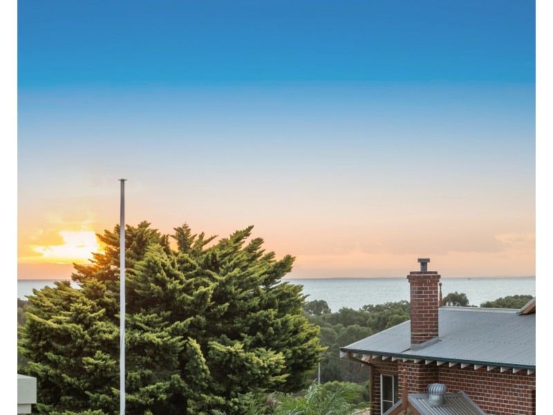 14A Richardson Road, Coogee WA 6166