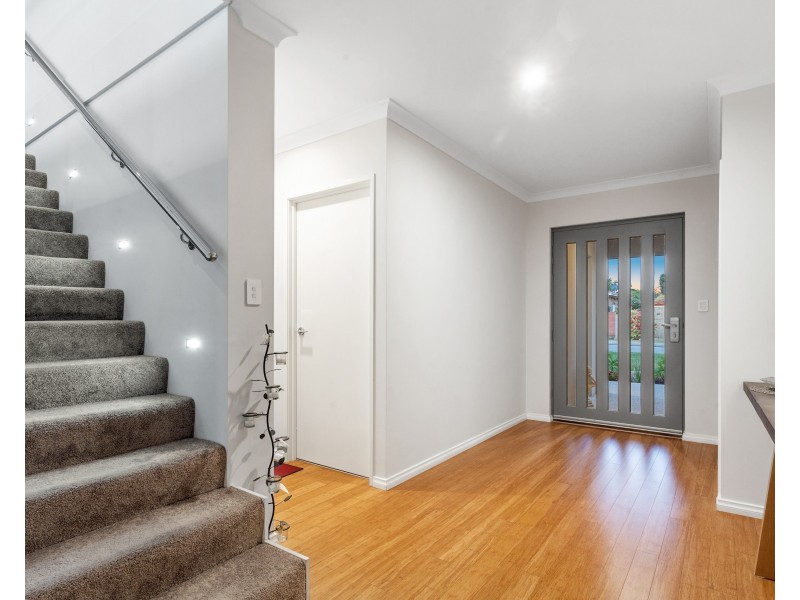 14A Richardson Road, Coogee WA 6166