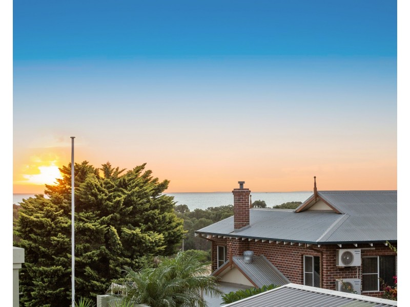 14A Richardson Road, Coogee WA 6166