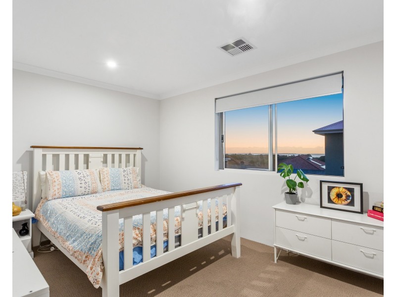 14A Richardson Road, Coogee WA 6166