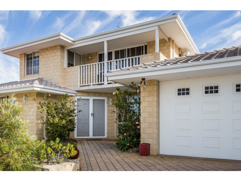 15 Peel Road, Coogee WA 6166