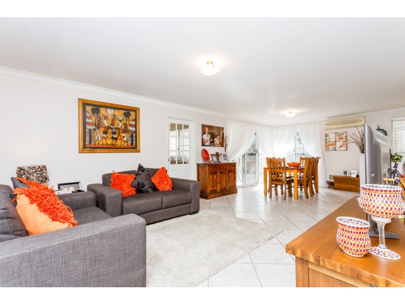 15 Peel Road, Coogee WA 6166