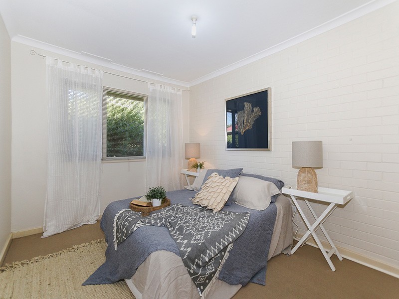 22C Alonso Street, Coolbellup WA 6163