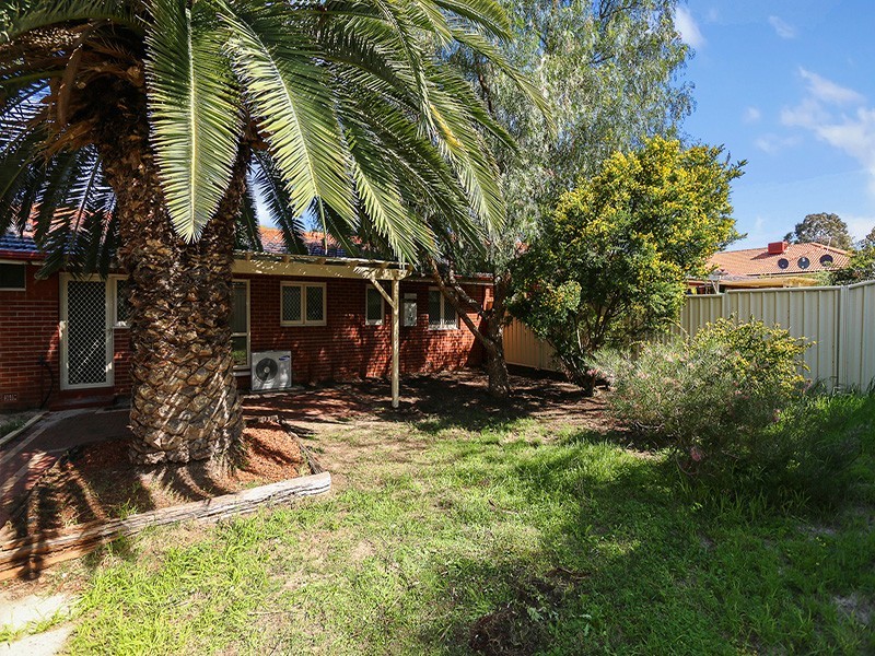 22C Alonso Street, Coolbellup WA 6163