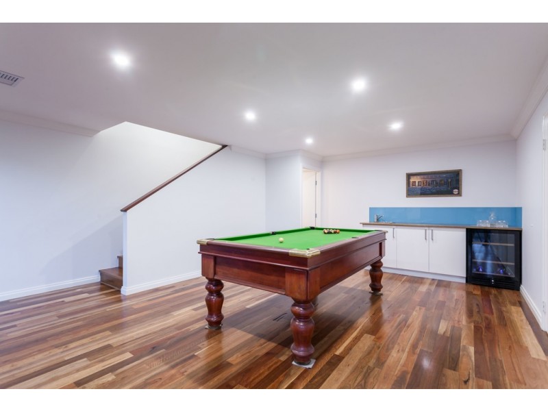 1 Katsura Gardens, Munster WA 6166