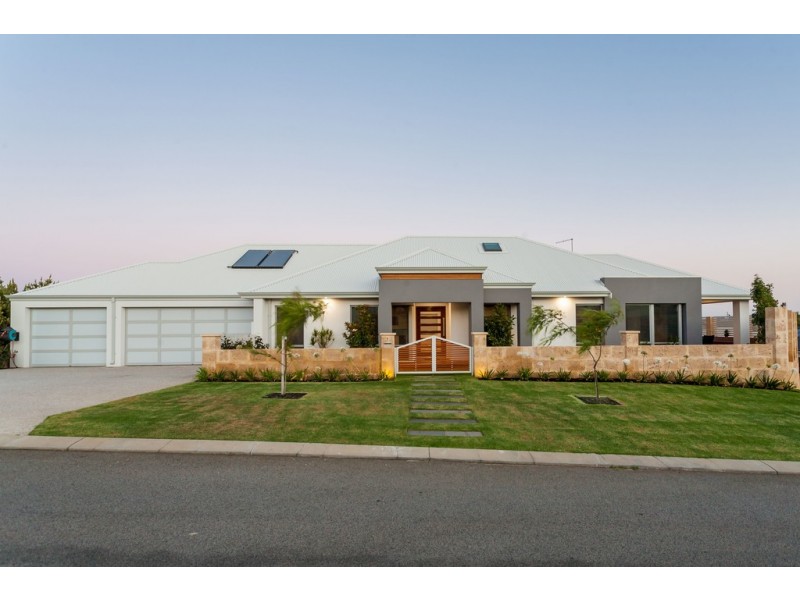 1 Katsura Gardens, Munster WA 6166