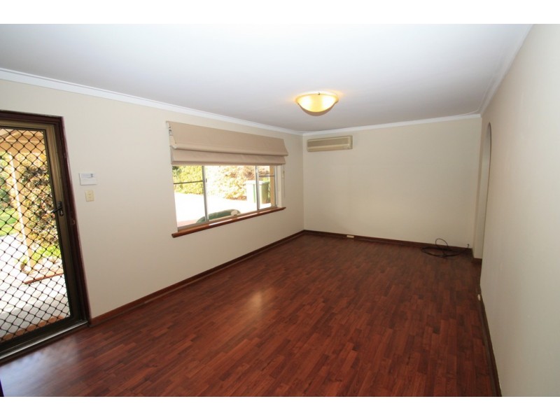 19 Scroop Way, Spearwood WA 6163