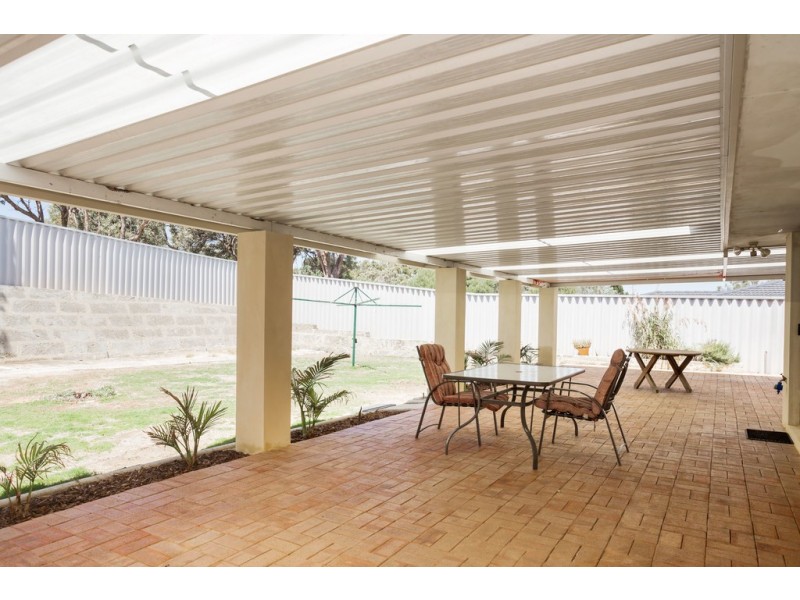 73 Quickly Crescent, Hamilton Hill WA 6163