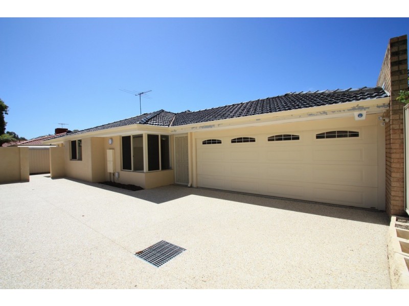 8B Bickley Crescent, Manning WA 6152
