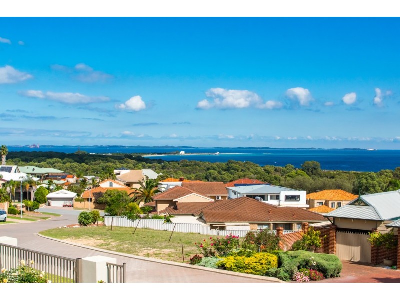 21 Anitra Court, Coogee WA 6166