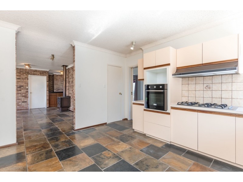 21 Anitra Court, Coogee WA 6166