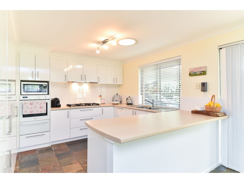 4 Sheridan Court, Munster WA 6166