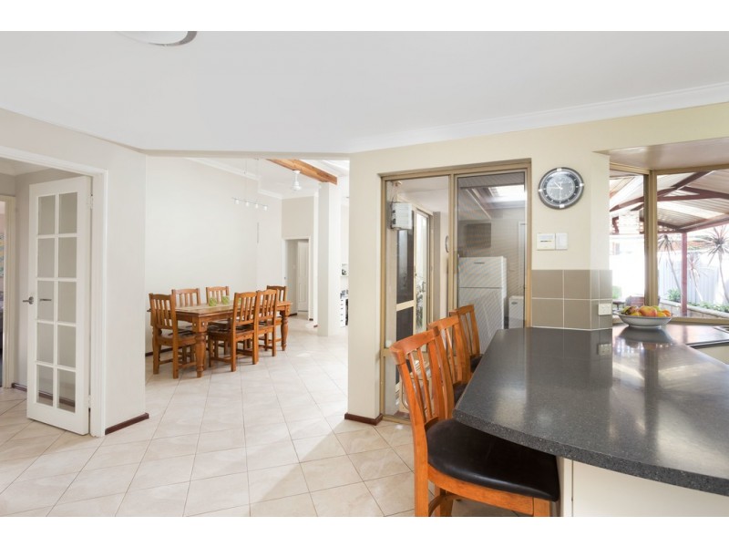 68 Williamson Road, Kardinya WA 6163