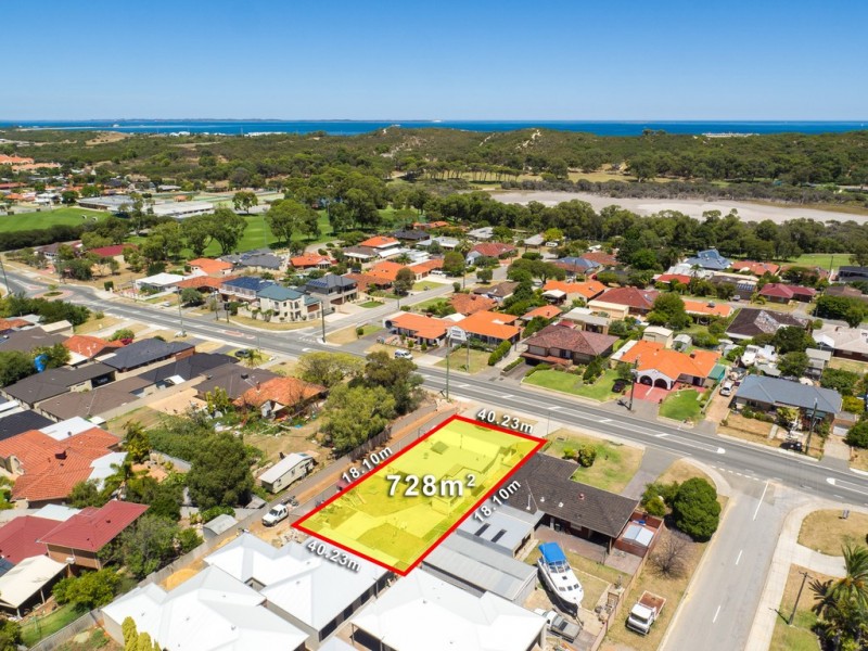 64 Hamilton Road, Hamilton Hill WA 6163