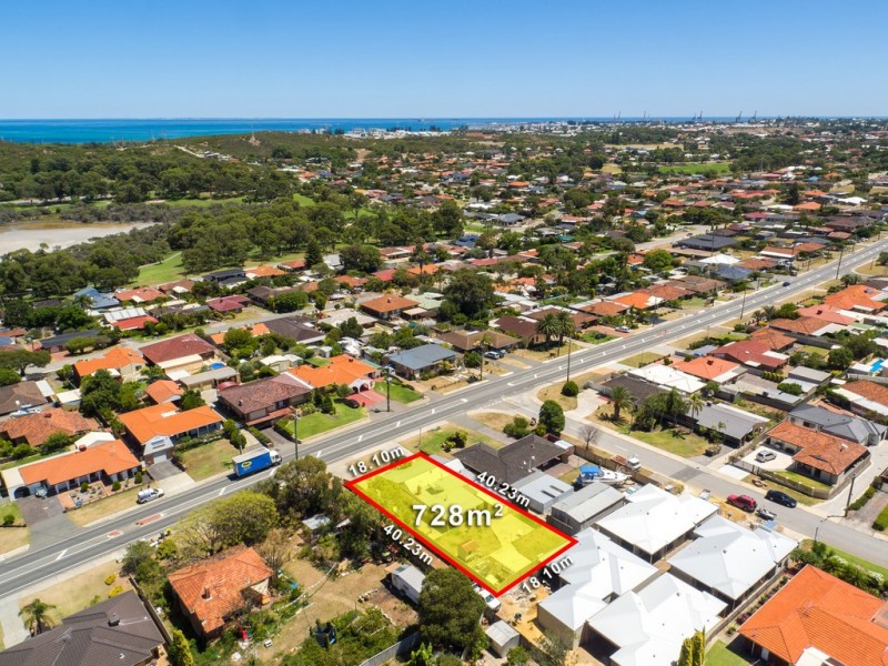 64 Hamilton Road, Hamilton Hill WA 6163