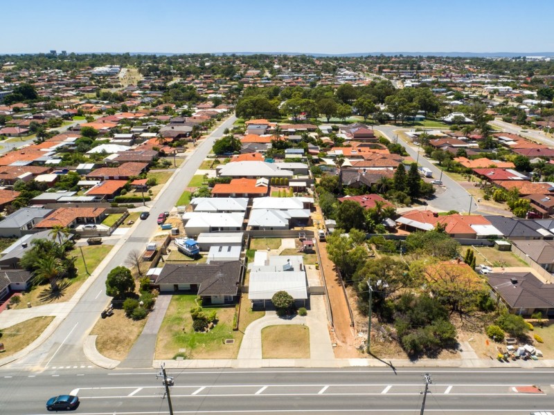 64 Hamilton Road, Hamilton Hill WA 6163