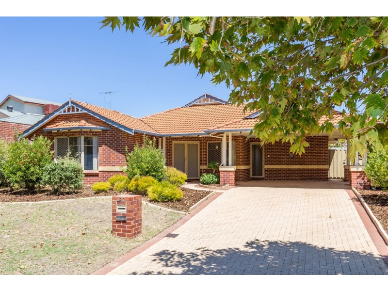 137 Parkway Road, Bibra Lake WA 6163