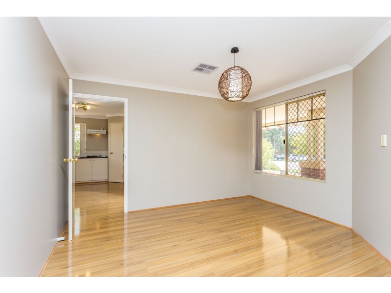 137 Parkway Road, Bibra Lake WA 6163