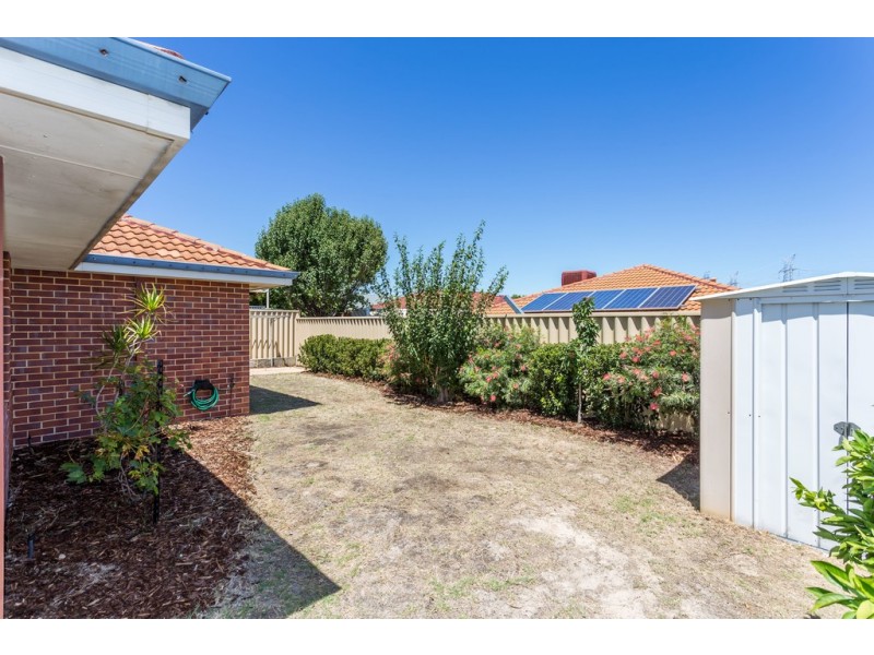 137 Parkway Road, Bibra Lake WA 6163