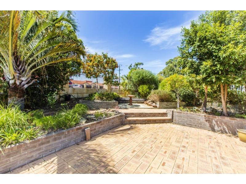 23 Erpingham Road, Hamilton Hill WA 6163