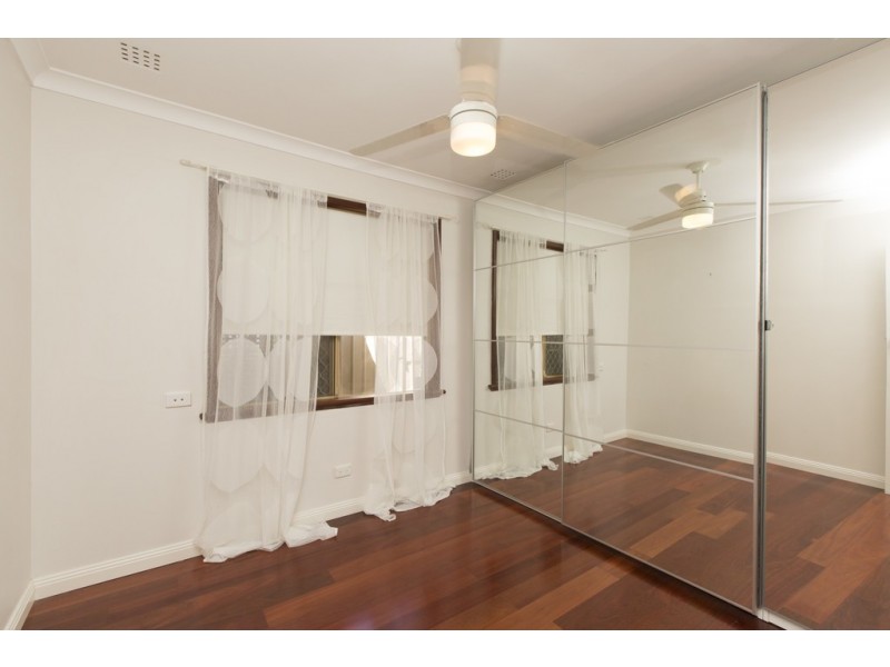 23 Erpingham Road, Hamilton Hill WA 6163