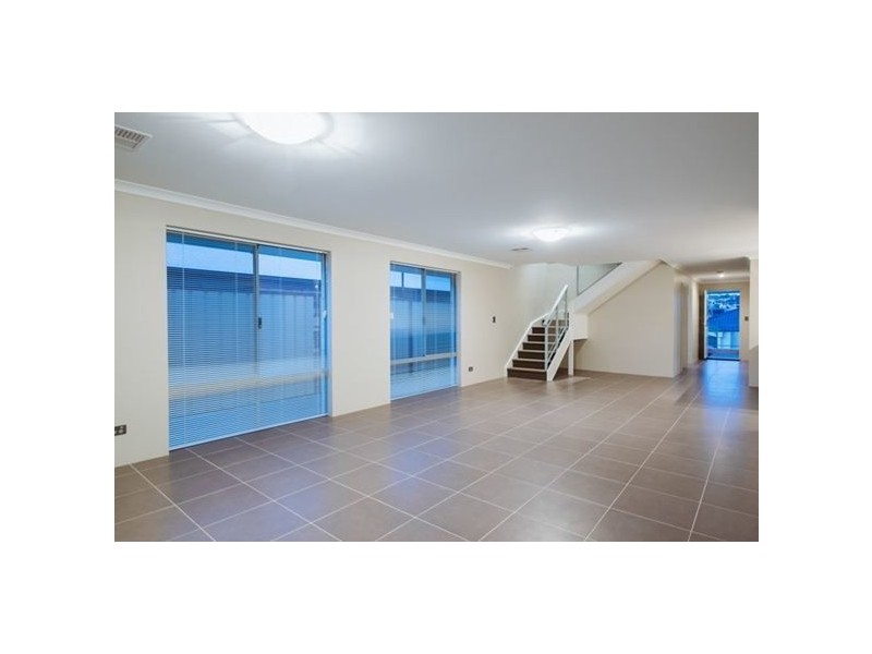 34A Mayor Road, Coogee WA 6166