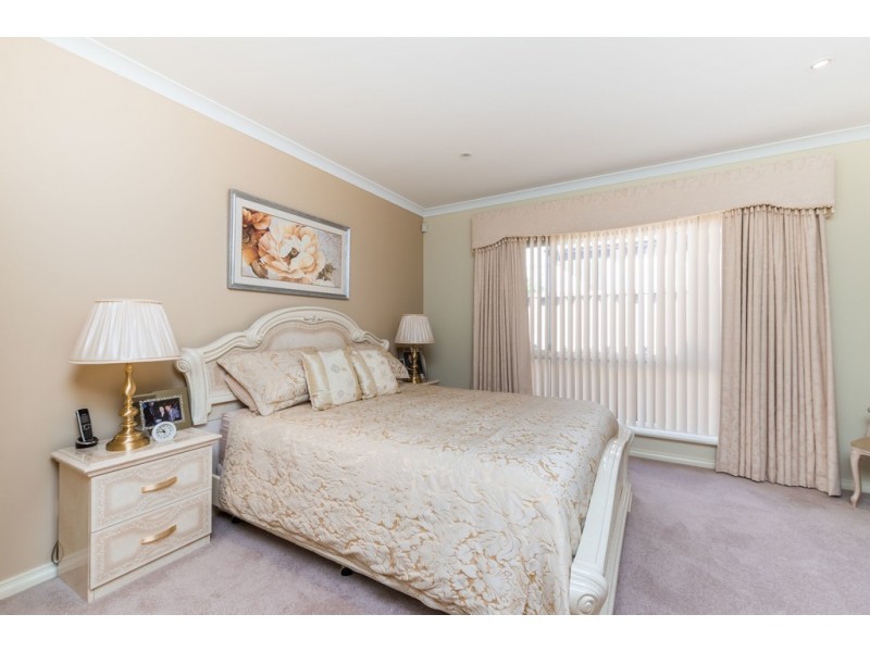 37 Lomandra Drive, Canning Vale WA 6155