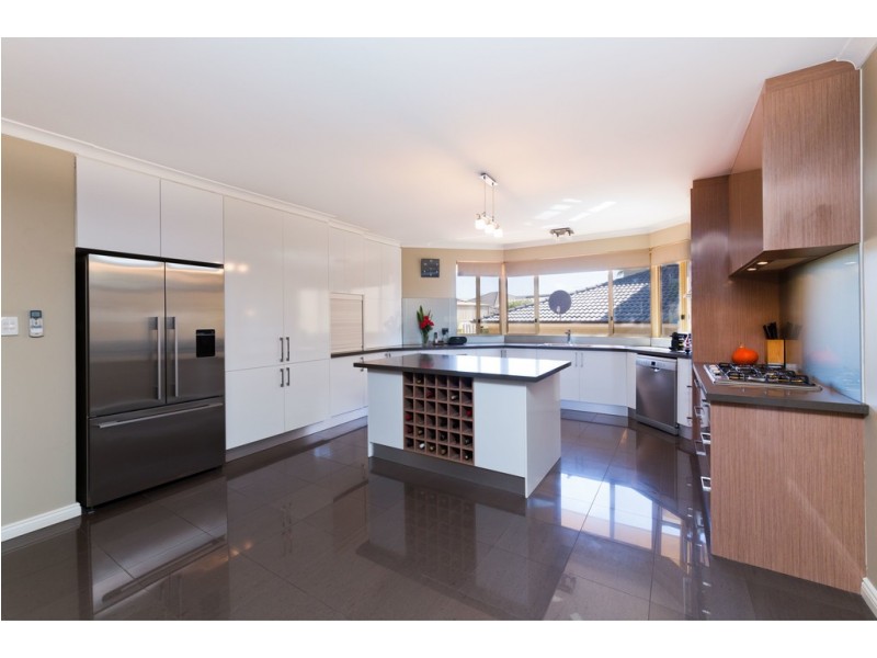 16 Motril Avenue, Coogee WA 6166