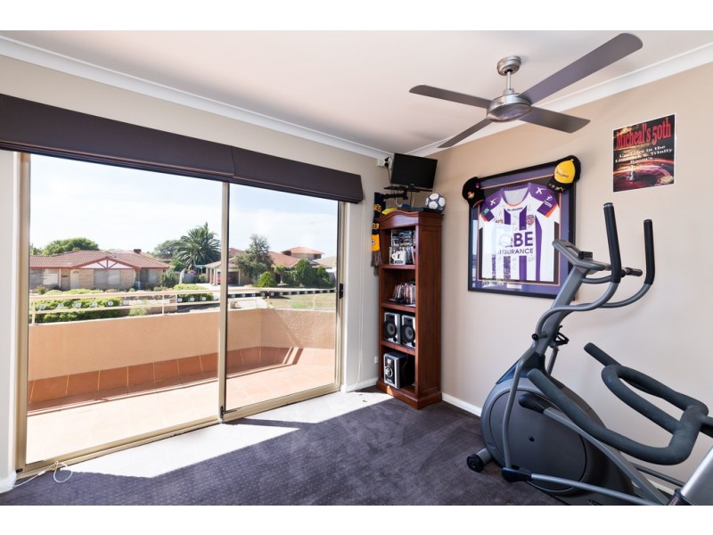 16 Motril Avenue, Coogee WA 6166