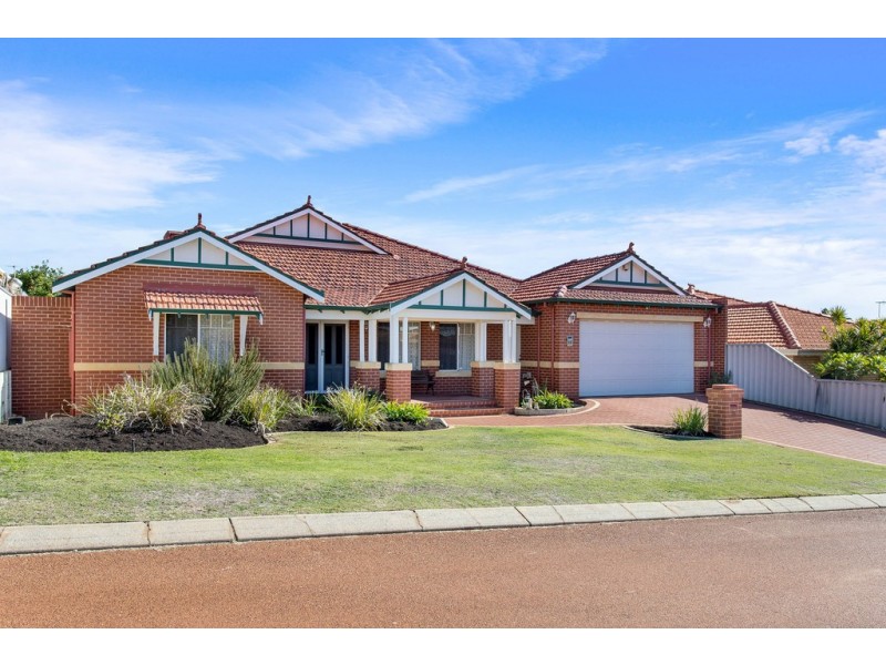 13 Lupin Way, Coogee WA 6166