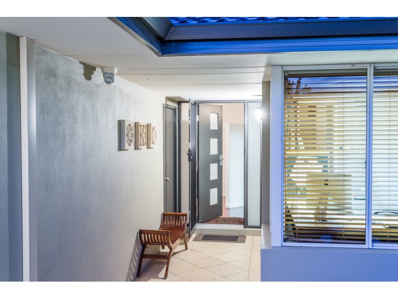 14 Toulon Grove, Coogee WA 6166