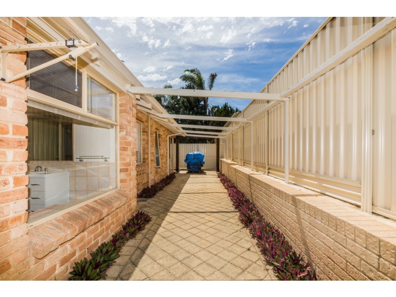 49 Barrington Street, Munster WA 6166