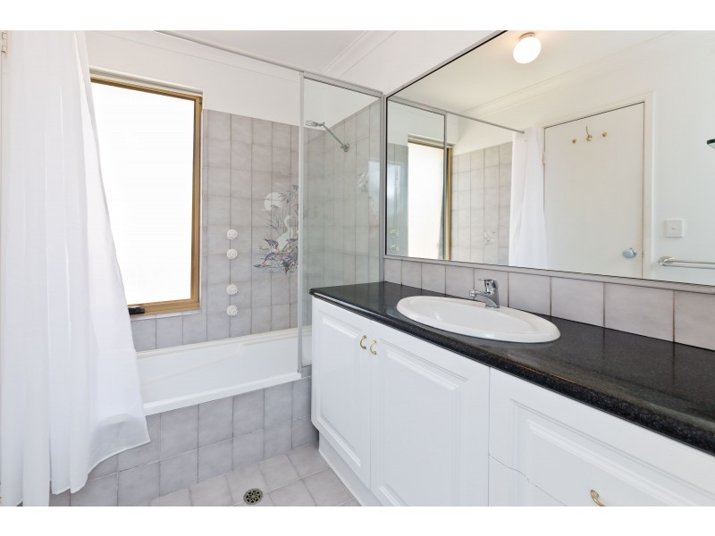 49 Barrington Street, Munster WA 6166