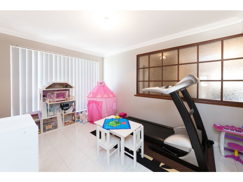 49 Barrington Street, Munster WA 6166