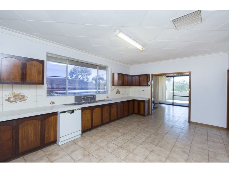 20 Lintott Way, Spearwood WA 6163