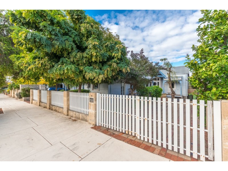 76 Duke Street, East Fremantle WA 6158