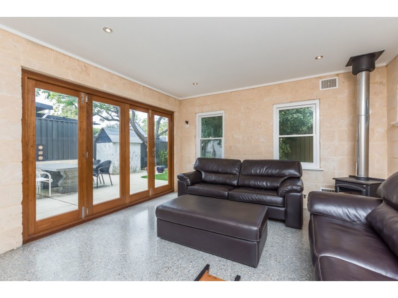 76 Duke Street, East Fremantle WA 6158