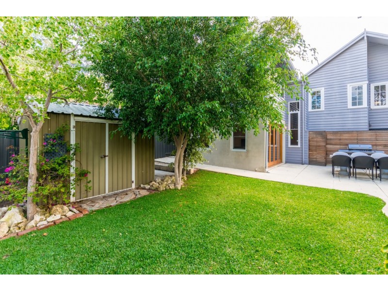 76 Duke Street, East Fremantle WA 6158