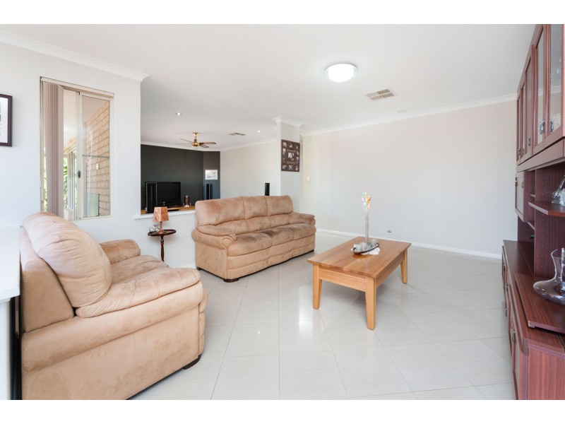 4 Palma Place, Coogee WA 6166