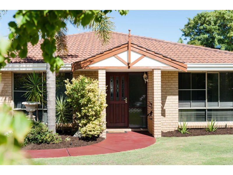 4 Palma Place, Coogee WA 6166