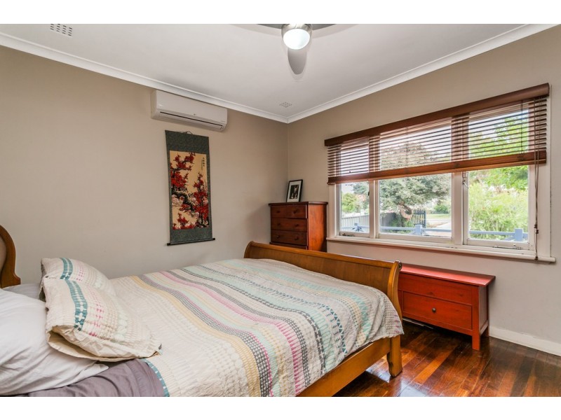 6 Hood Street, Hamilton Hill WA 6163