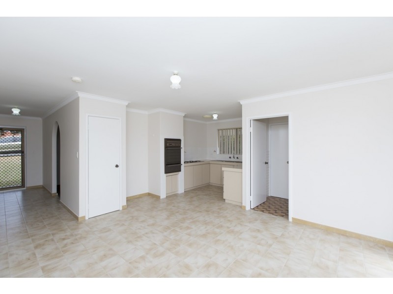 72 Winterfold Road, Samson WA 6163