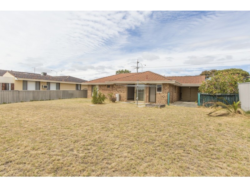 72 Winterfold Road, Samson WA 6163